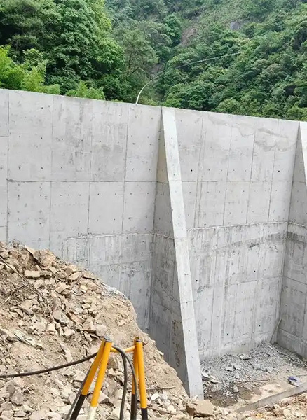 朔州朔城区重力式挡土墙